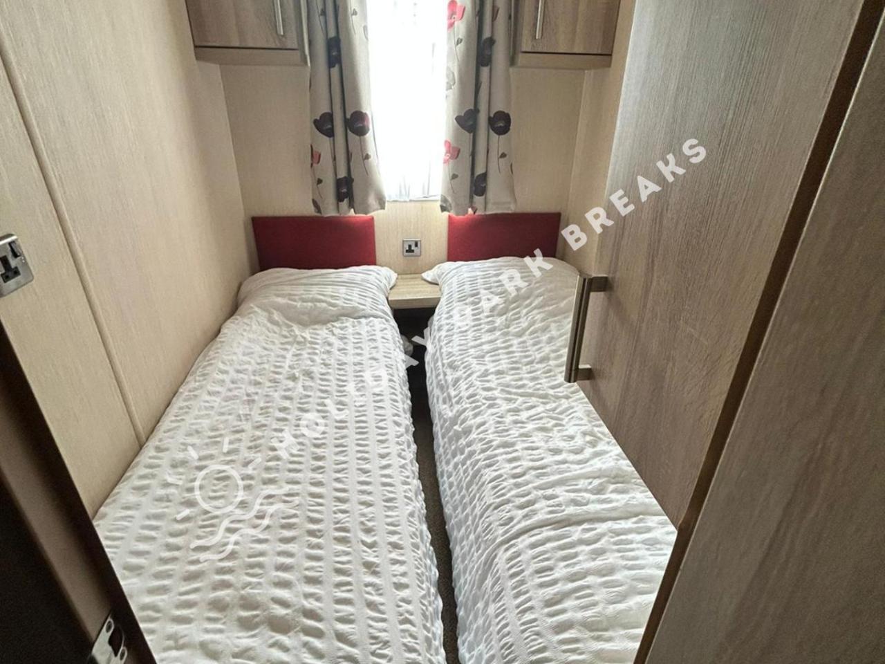 Haywood - 3 Bed Pet Friendly Holiday Home At Seal Bay Selsey Bagian luar foto